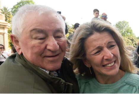 Suso, el maestro de Yolanda Díaz: tres hijos, unido a su nieta y su matrimonio con Carmela
