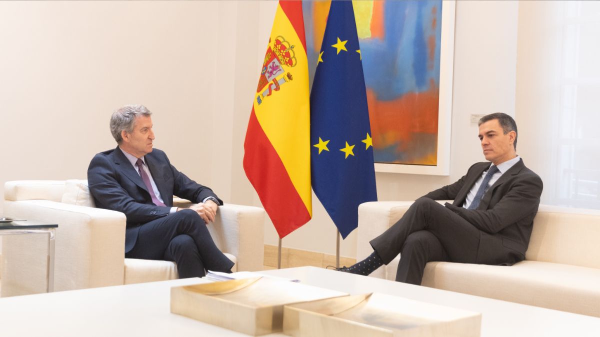 Sánchez y Feijóo hacen balance del convulso curso político antes de las vacaciones