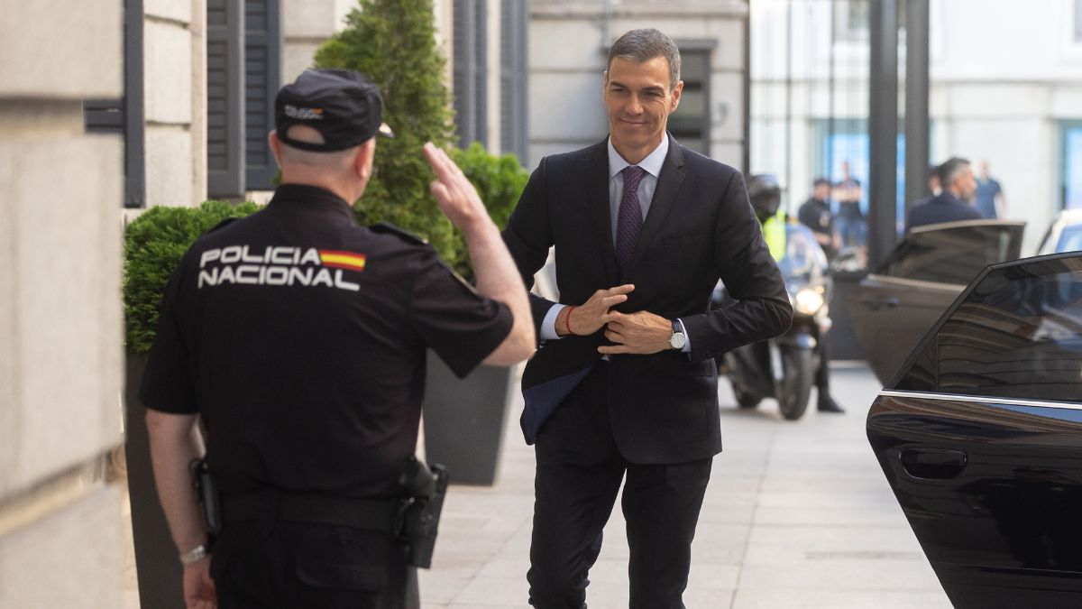 Sánchez asegura su compromiso con la abolición de la prostitución