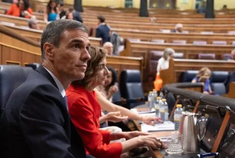 Sumar exige a Sánchez que «no se doble» con el gasto y los socios piden salir de la OTAN