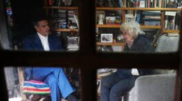 Pedro Sánchez visita a la viuda de Pepe Mujica en la última parada de su viaje a Uruguay