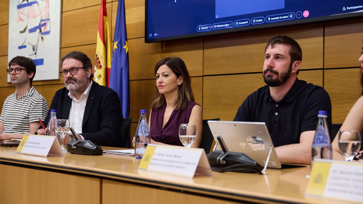 El Gobierno comenzará el 28 de agosto con el traslado de 3.975 menas a las autonomías
