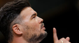 Rufián manda callar a la derecha: «Lávense la boca antes de hablar de gente como Patxi López»