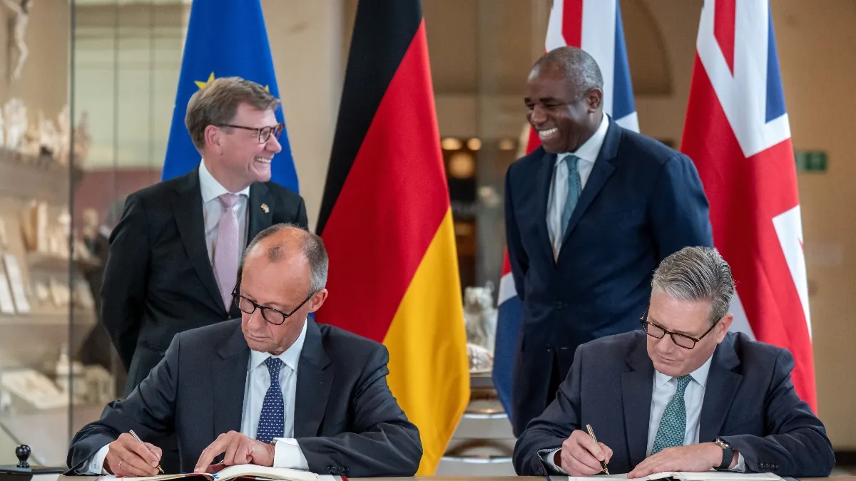 Reino Unido y Alemania firman un acuerdo de defensa mutua y de lucha contra la inmigración