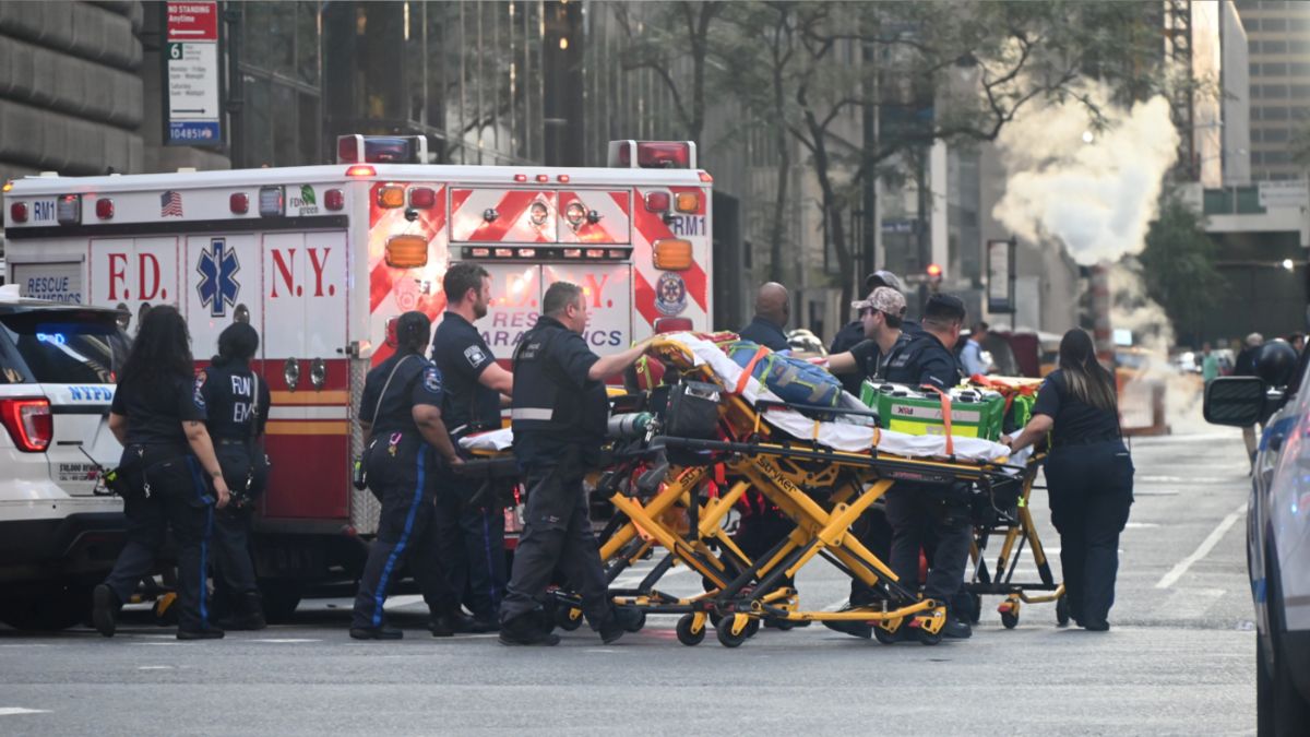 Un hombre mata a tiros a cuatro personas, incluido un policía, en Nueva York y se suicida