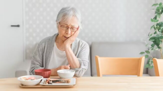 Trastornos alimentarios en mayores: sin una buena dentición, no hay apetito