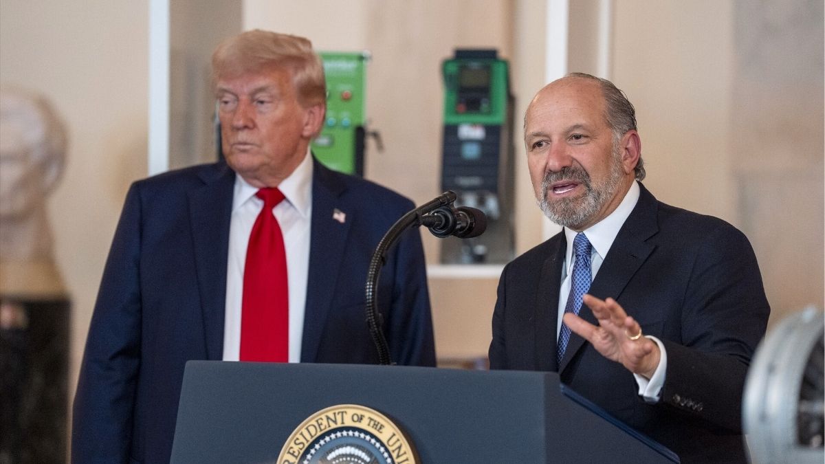 Trump impondrá un arancel adicional del 10% a los países que «se alineen» con los BRICS