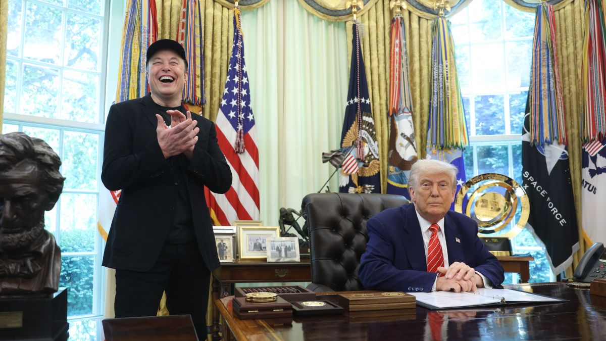 Trump amenaza con retirar subvenciones a Musk: «Tendría que cerrar y volver a Sudáfrica»