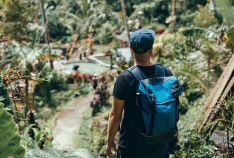 De picaduras a parásitos: guía para evitar infecciones en la piel cuando viajamos