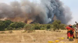 El incendio de Orense ya es el más grande de la historia gallega tras calcinar 16.000 hectáreas