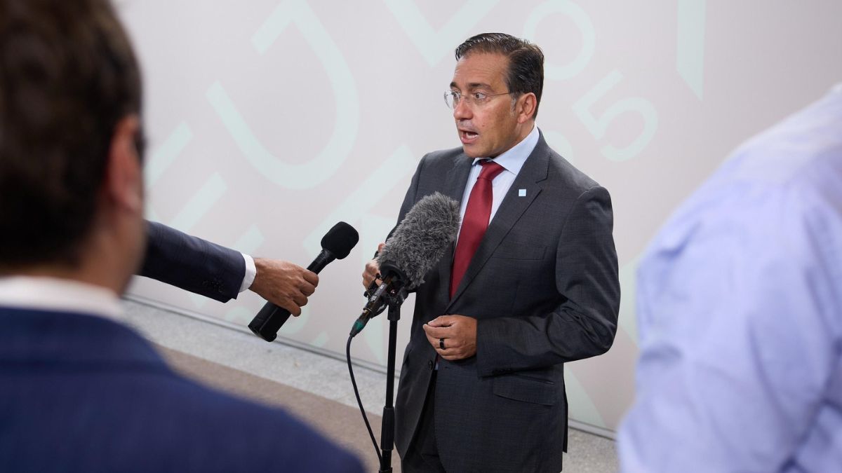 Albares reitera la necesidad inmediata de que la UE actúe para detener la guerra de Gaza