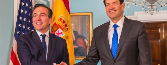 Albares gastó 93.000 euros en el viaje de un día a Washington para reunirse con Rubio