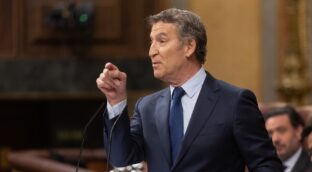 Feijóo culpa a Sánchez de llevar a España a «segunda división» en la cumbre sobre Ucrania