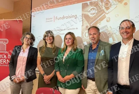 Un 'padrino' de la cátedra de Begoña Gómez se libra de la imputación en el 'caso hidrocarburos'