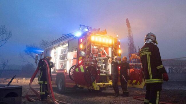 Francia sufre un incendio «inédito»: un muerto y 16.000 hectáreas quemadas