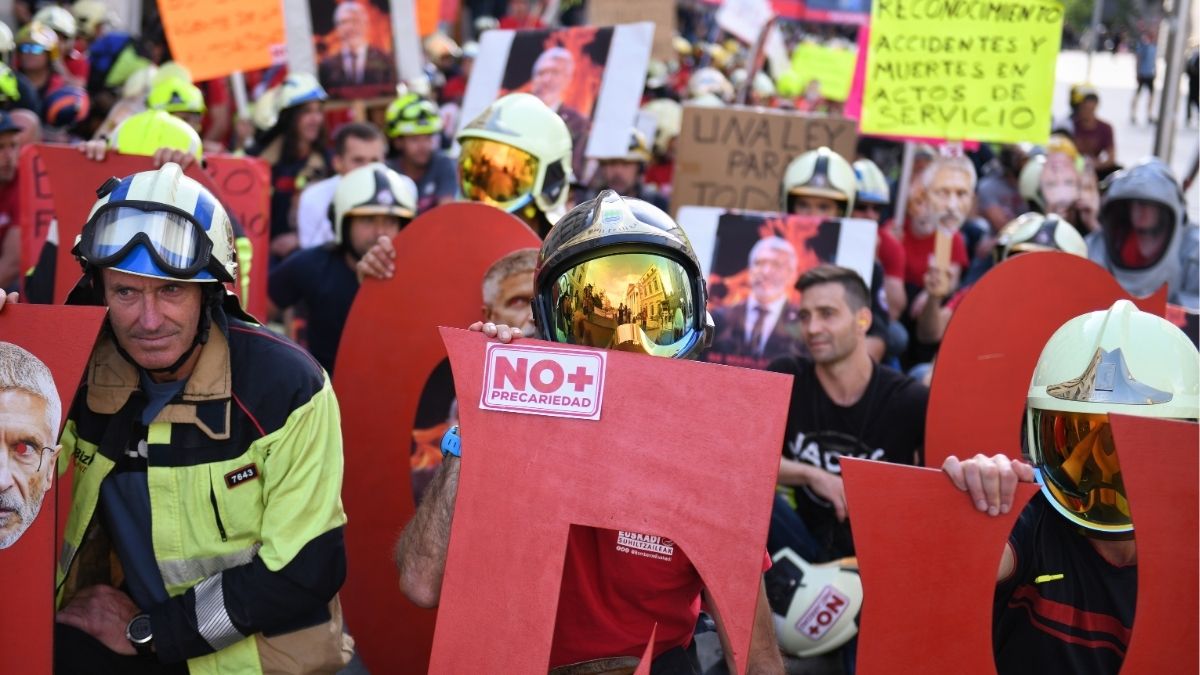 Bomberos lamentan la descoordinación y piden ceses de técnicos y políticos