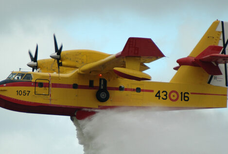 Así operan los aviones del 43 Grupo del Ejército del Aire en la lucha contra incendios forestales
