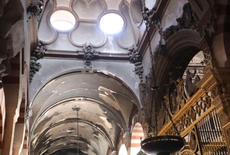 El Consejo de Monumentos visita la Mezquita de Córdoba para observar daños