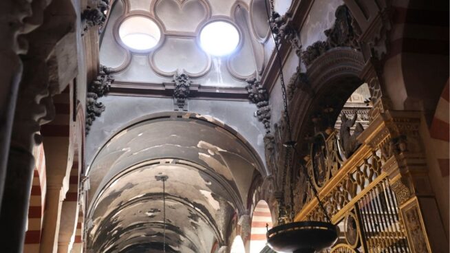 El Consejo de Monumentos visita la Mezquita de Córdoba para observar daños