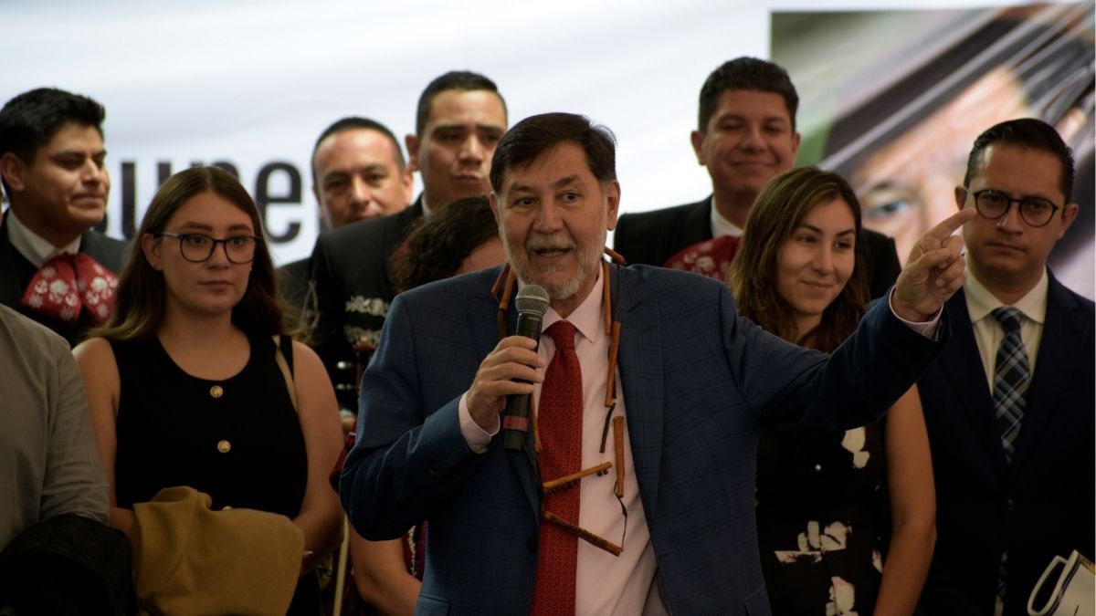 Dos senadores mexicanos se enfrentan a golpes al término de una sesión parlamentaria