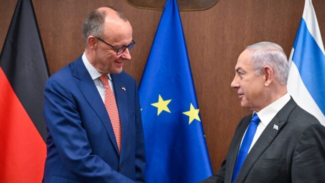 Netanyahu traslada al canciller alemán su «decepción» por el «embargo de armas» a Israel