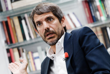 Urtasun ve avances en la reducción de jornada con posible reunión Díaz-Puigdemont