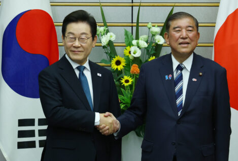 Japón y Corea del Sur apuestan por estrechar vínculos durante una «era de turbulencias»