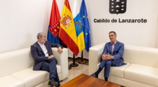 Clavijo insta a acelerar el traslado de menores a la península tras reunirse con Sánchez