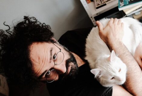 Gonzalo Maier retrata a quienes nos la quieren dar con queso