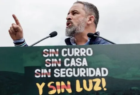 Vox se erige en partido de los «desesperados»: Abascal atrae a obreros, parados y jóvenes