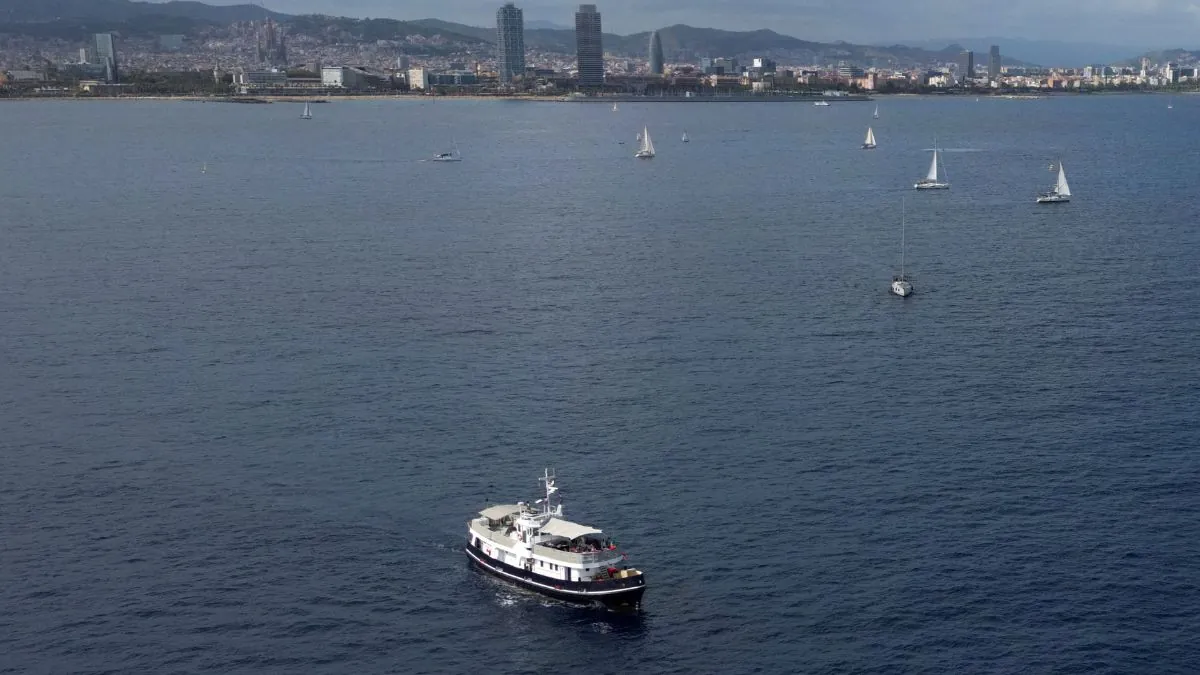 La Global Sumud Flotilla parte de Barcelona a Gaza con 22 barcos y más de 300 personas