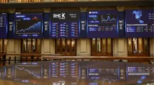 El Ibex 35 conquista los 16.000 puntos y logra su mayor cierre histórico