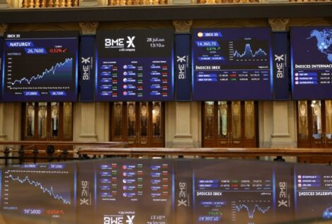 El Ibex 35 abre por encima de los 15.000 puntos (+0,25%) y marca nuevos máximos desde 2007