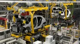Un curioso botón en el móvil anima las ventas de coches en Andalucía