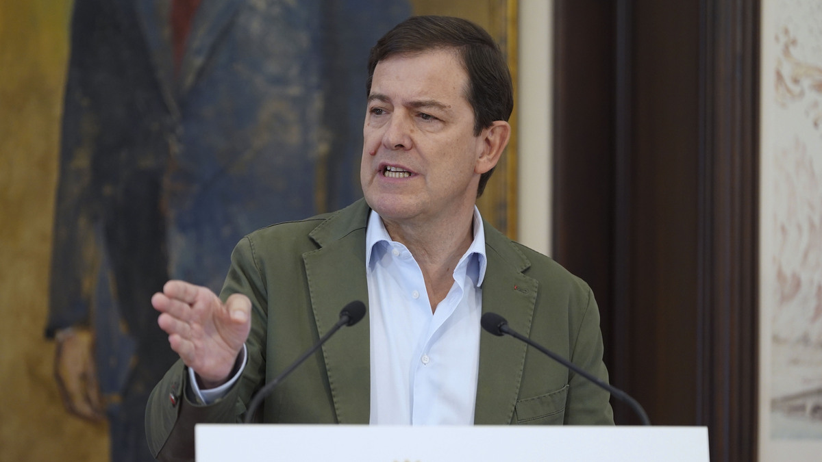 Mañueco: «Aprobamos 114 millones en ayudas para los afectados por los incendios»