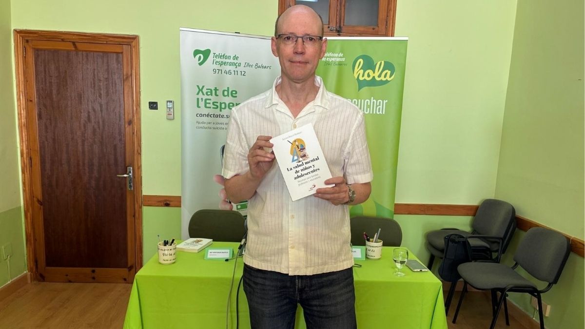 Uno de cada tres menores se autolesiona y el 20% tiene ideas suicidas, según un psicólogo