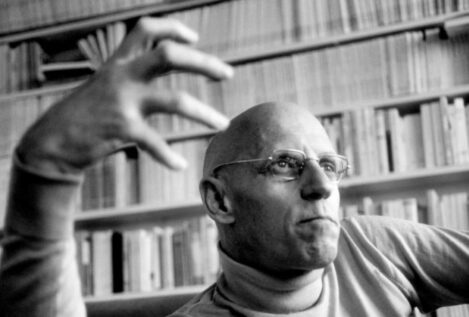 ¿Sujetos o predicados? En torno a La hermenéutica del sujeto de Michel Foucault