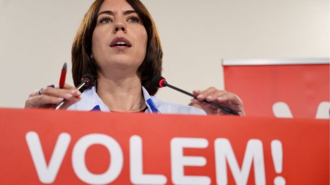 Morant denuncia el «veto» de Mazón en las Cortes pese a su «negligencia» en los incendios