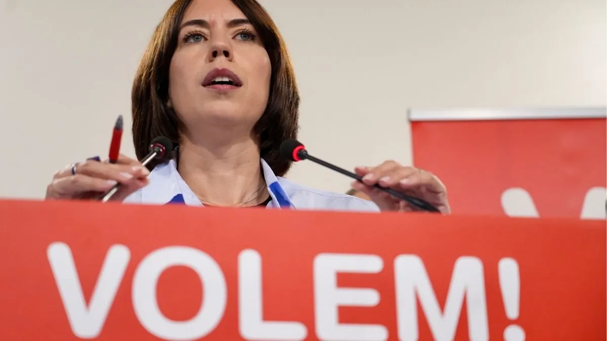 Morant denuncia el «veto» de Mazón en las Cortes pese a su «negligencia» en los incendios