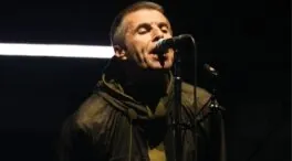 Oasis, «conmocionado» tras la muerte de un fan que se precipitó al vacío durante un concierto