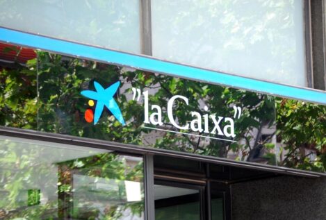 La IA generativa revoluciona la atención al cliente en empresas de banca, retail y moda