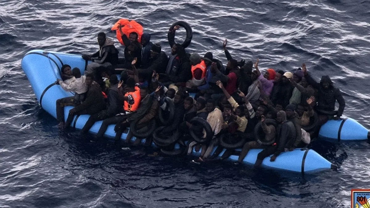 Un fallecido y un herido grave en el naufragio de una patera con 20 inmigrantes en Mallorca