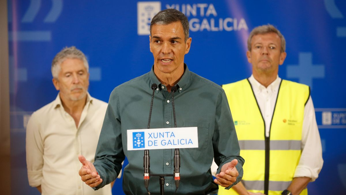 Gobierno y PP discrepan sobre los medios contra el fuego pero evitan el conflicto total