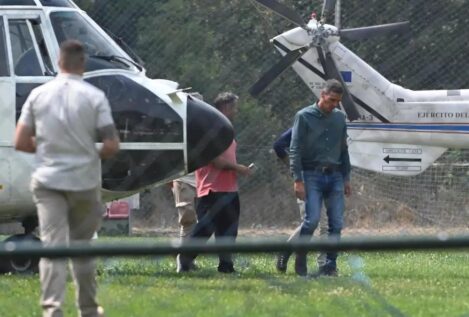 Sánchez usa dos Superpuma para visitar los incendios y deja solo uno para apagarlos