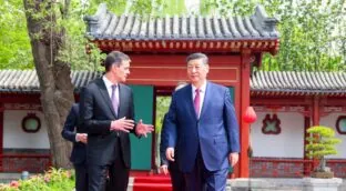 Congresistas de EEUU piden a Trump investigar el contrato de España con Huawei