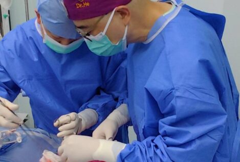 Trasplantan por primera vez un pulmón de cerdo a un humano en muerte cerebral