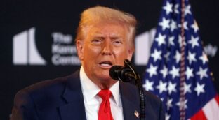 Trump cree que la guerra de Gaza terminará «en dos o tres semanas»