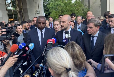 Alemania, Francia y Reino Unido dan el primer paso para reactivar sanciones de la ONU a Irán