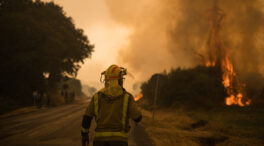 Los ocho incendios que quedan sin extinguir en Galicia siguen controlados