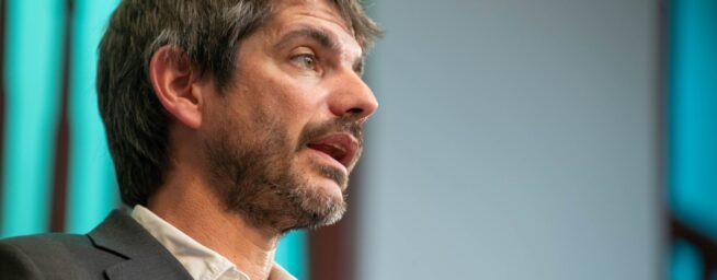 Urtasun da 57.000 euros a una ONG afín para estudiar «la percepción social de la Cultura»